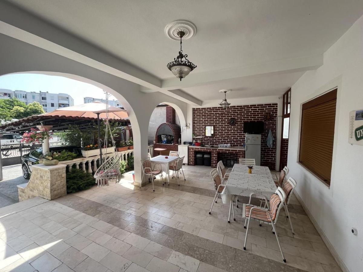 Studio Rooms Moncherie Ulcinj Exterior foto